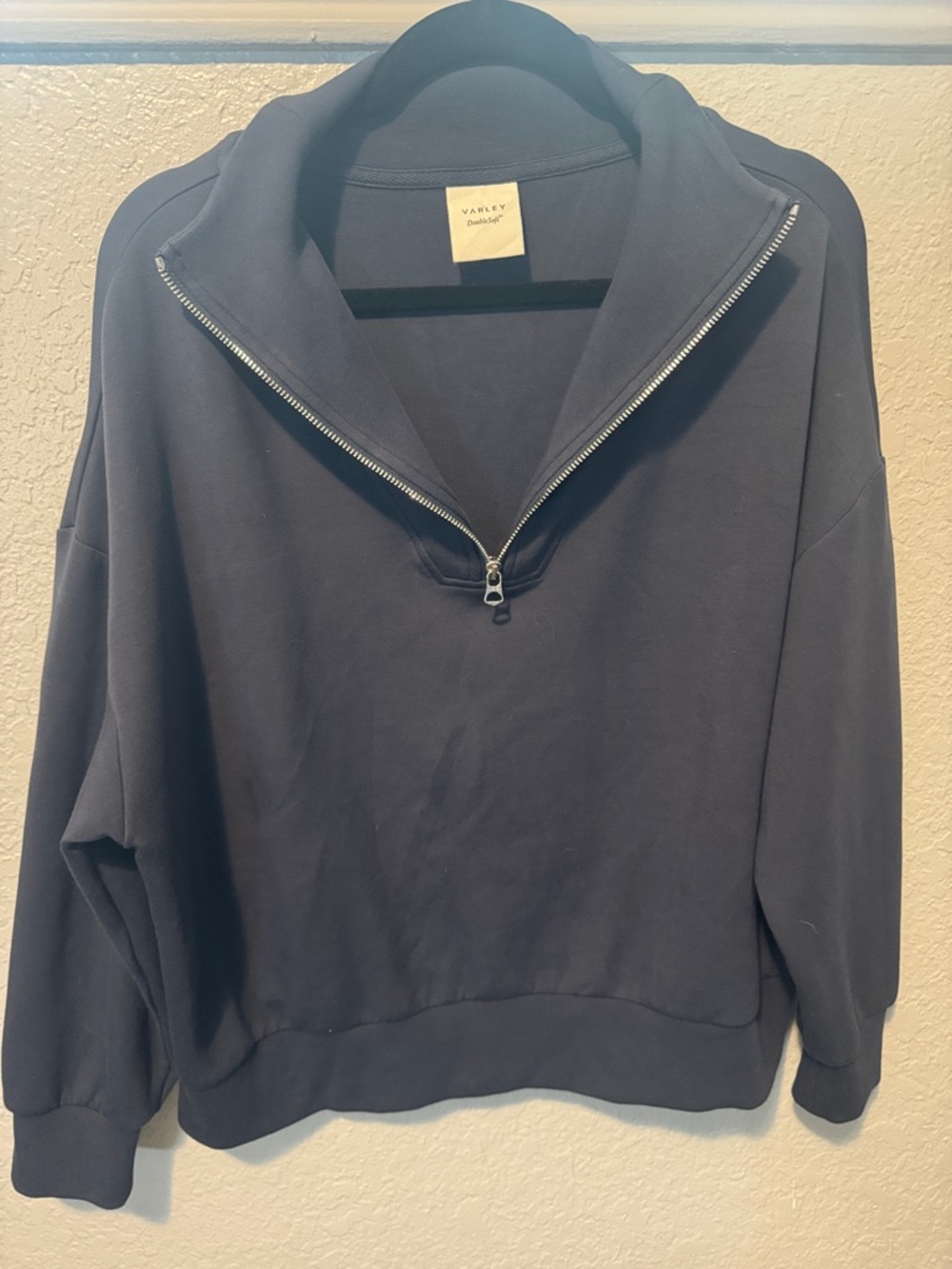 Varley Navy Zip-Neck Pullover Large